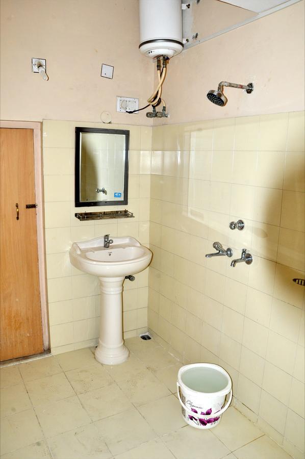 Hotel Kirti Plaza Chittorgarh Kültér fotó