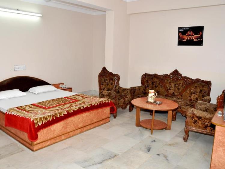 Hotel Kirti Plaza Chittorgarh Kültér fotó